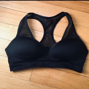 Mae brand black push up sports bra mesh padded